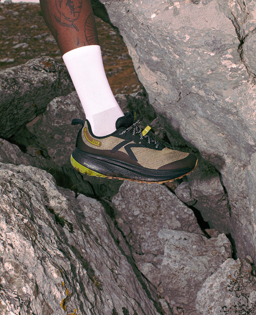 Men's Roam Trail Running Shoe | Black/Orange Peel - Image 8
